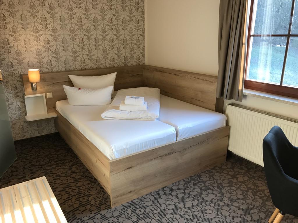 Hotel In Der Muehle Werdau Exteriör bild