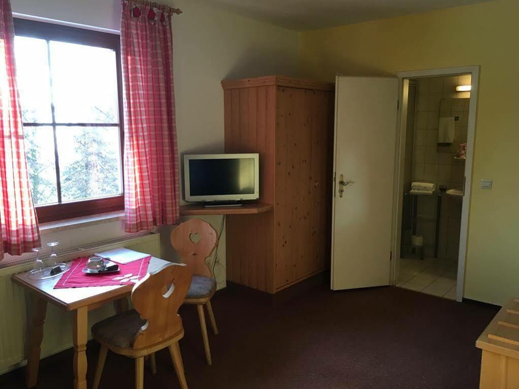 Hotel In Der Muehle Werdau Exteriör bild