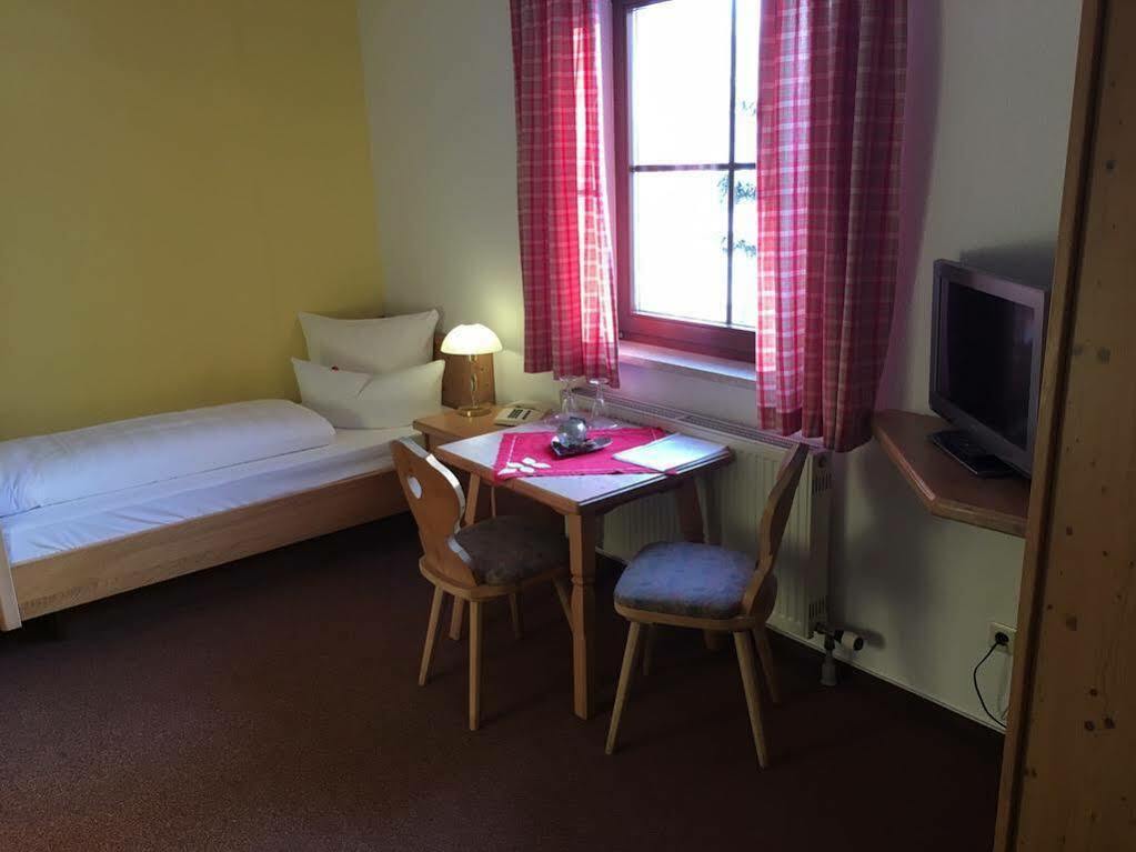 Hotel In Der Muehle Werdau Exteriör bild